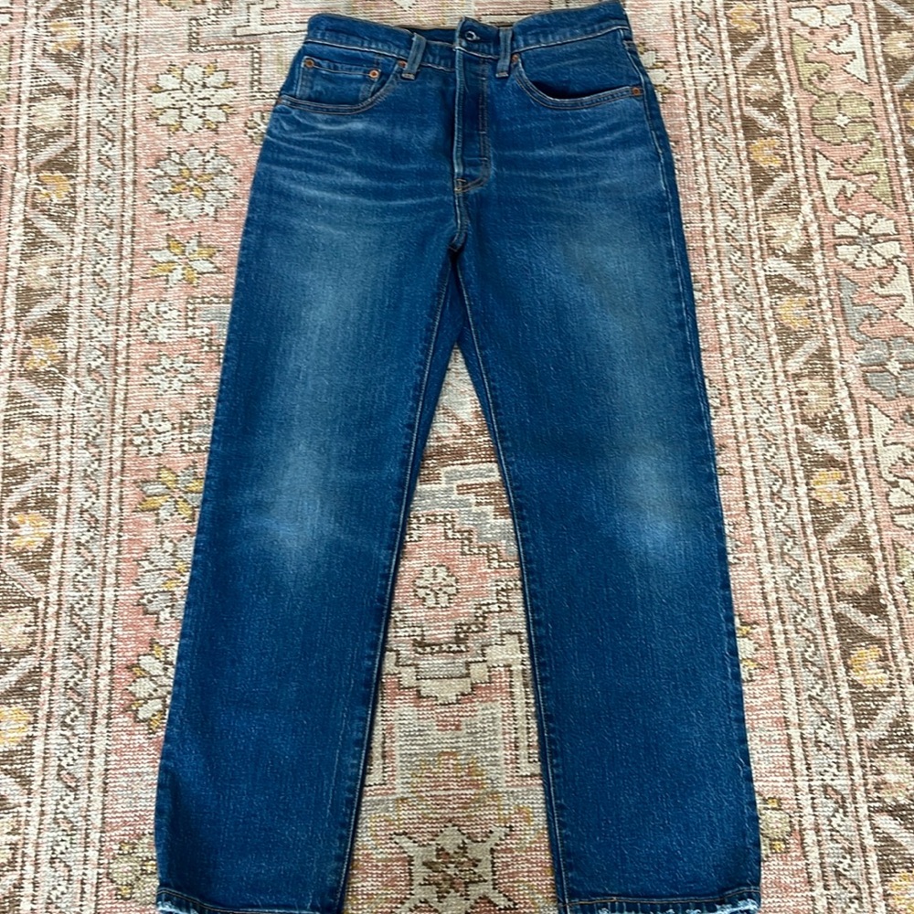 Levi’s premium/ 501/ high rise/ dark blue/ skinny cut/ size W26 L 26